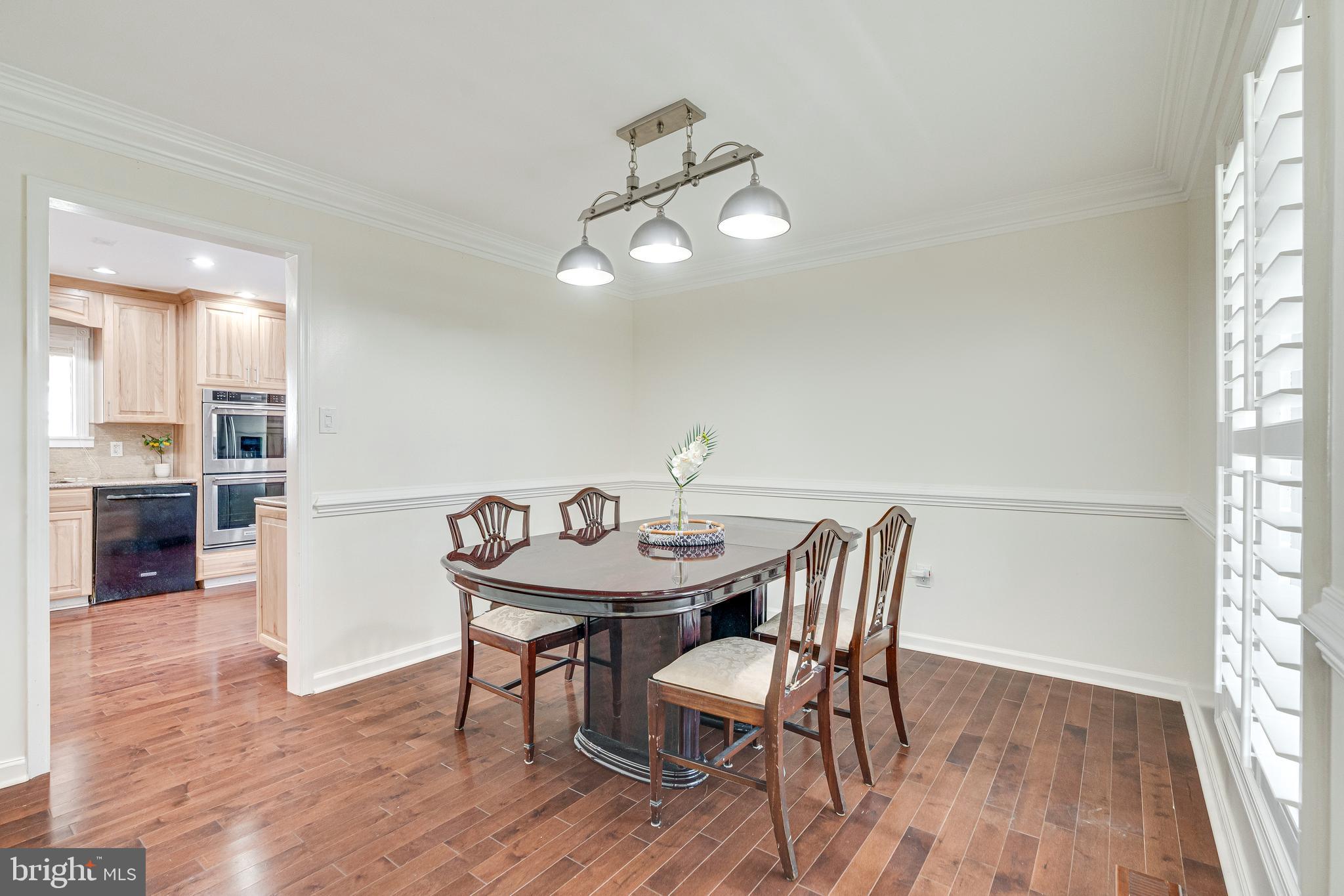 POINT OF WOODS - Residential