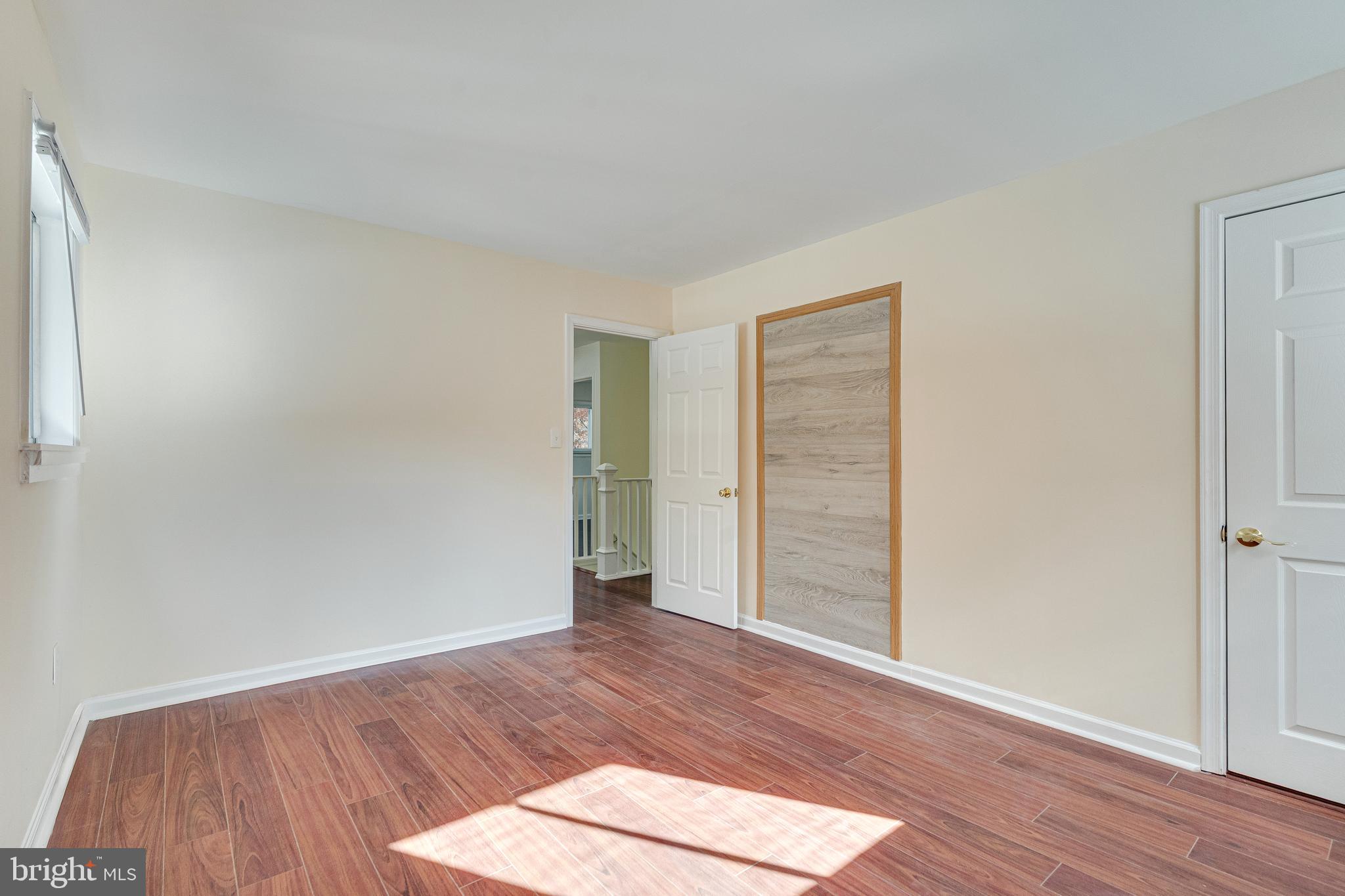 POINT OF WOODS - Residential