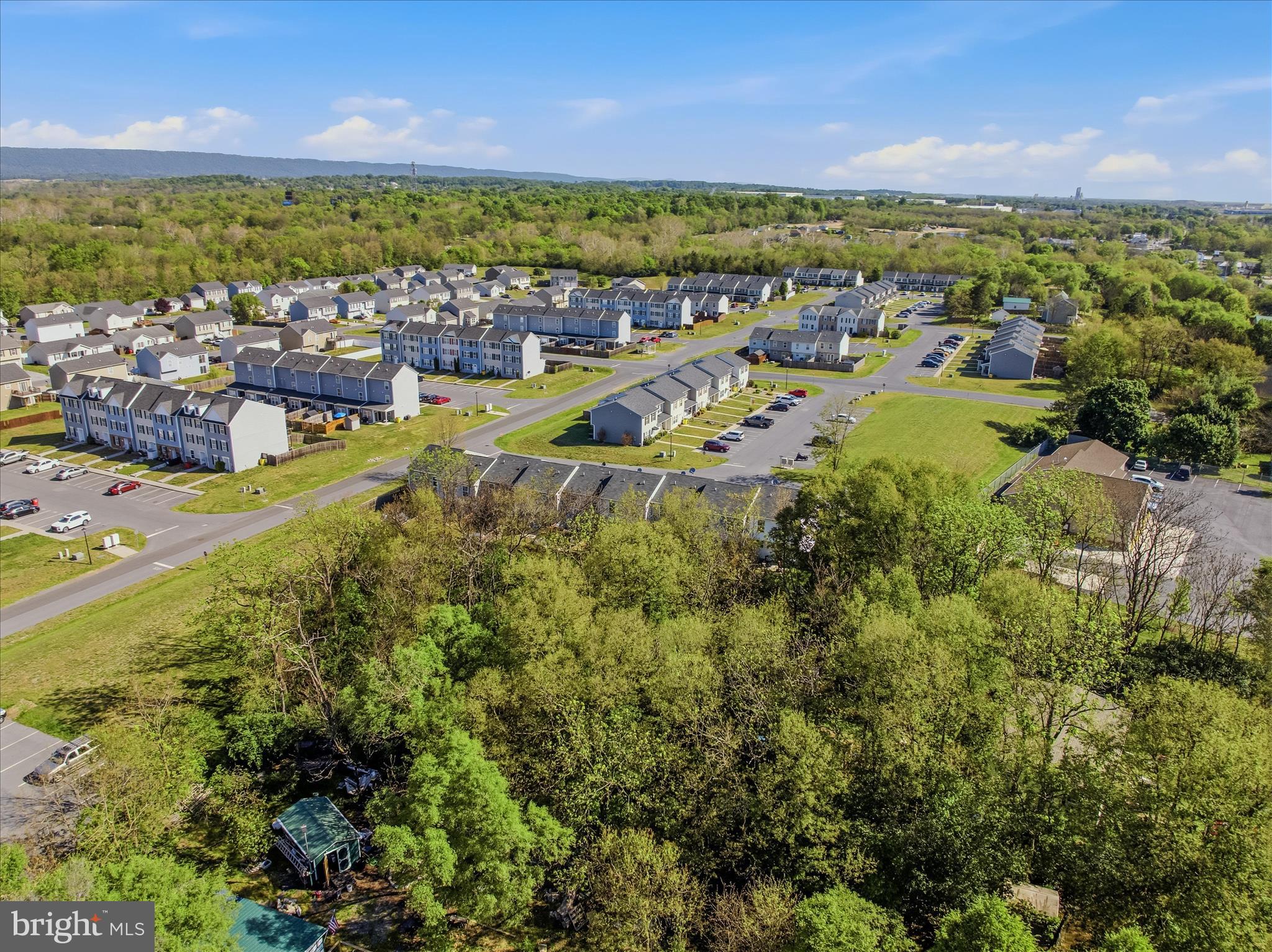 INWOOD VILLAGE - Residential