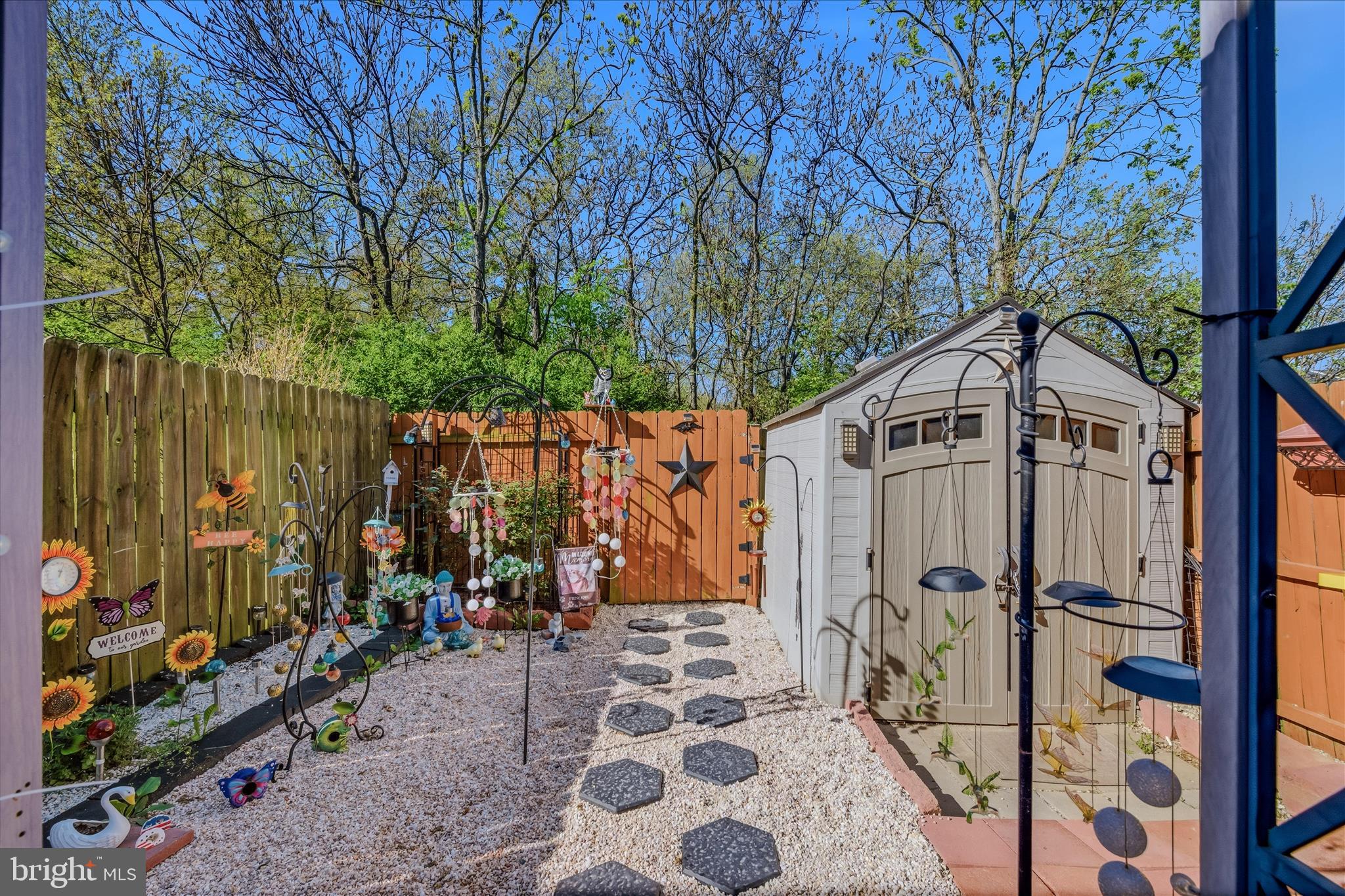 INWOOD VILLAGE - Residential