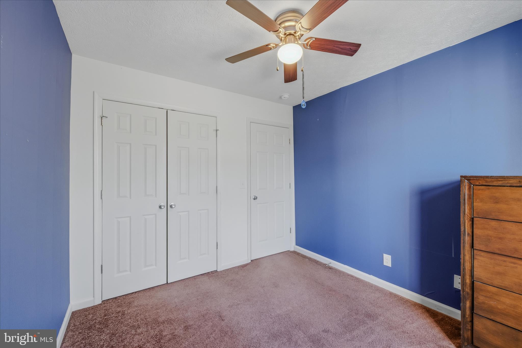 INWOOD VILLAGE - Residential