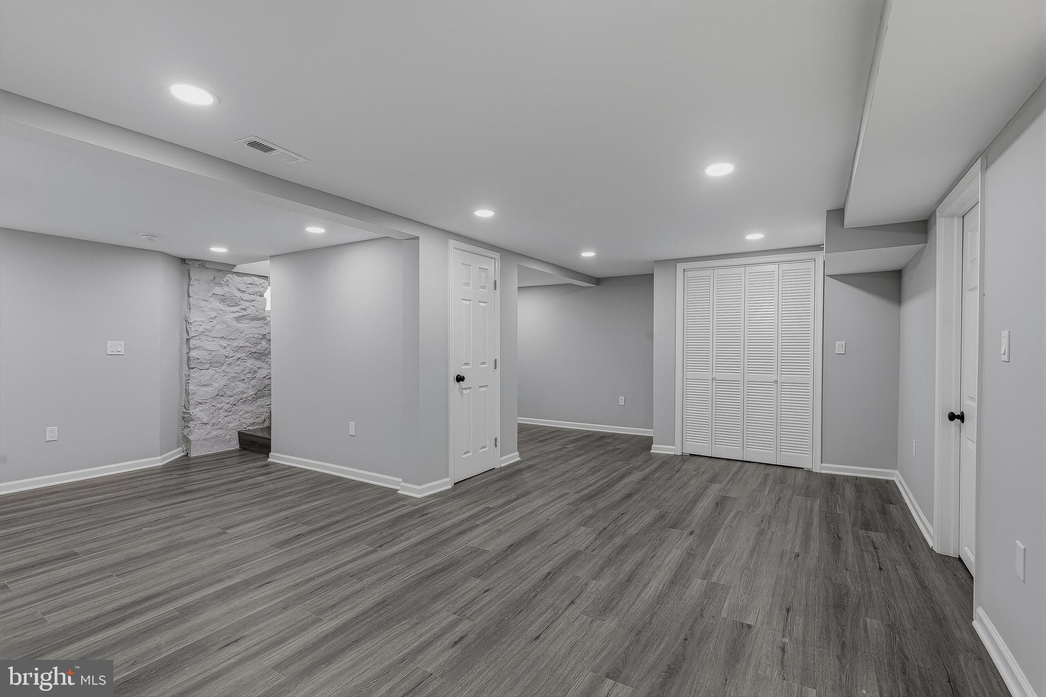 FOREST PARK - Residential