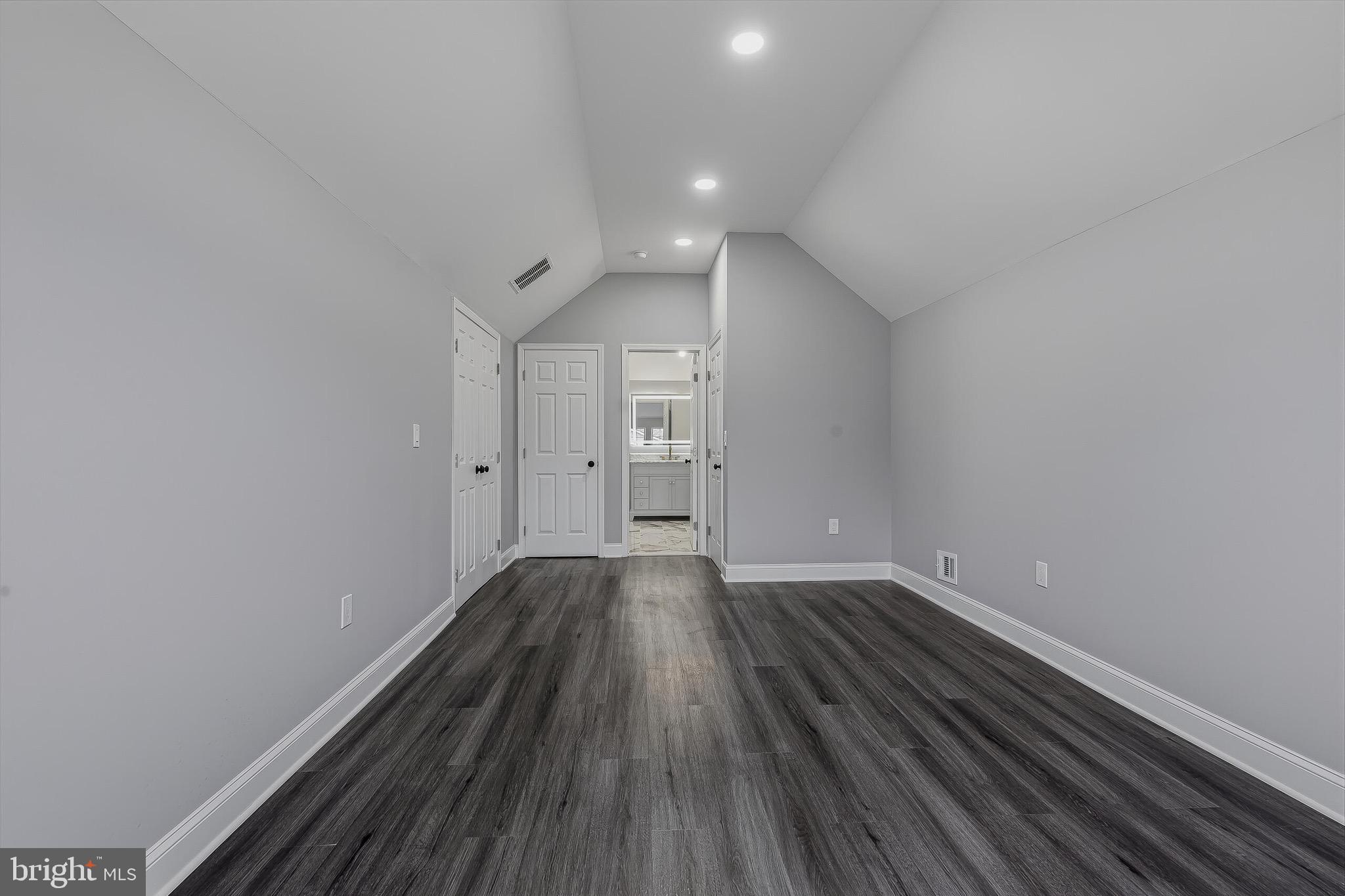 FOREST PARK - Residential