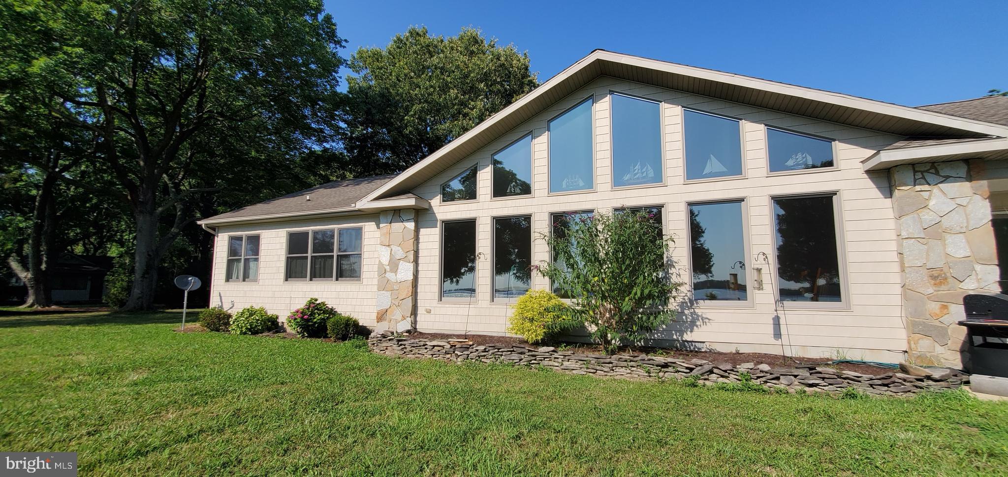 ROYAL OAK - Residential