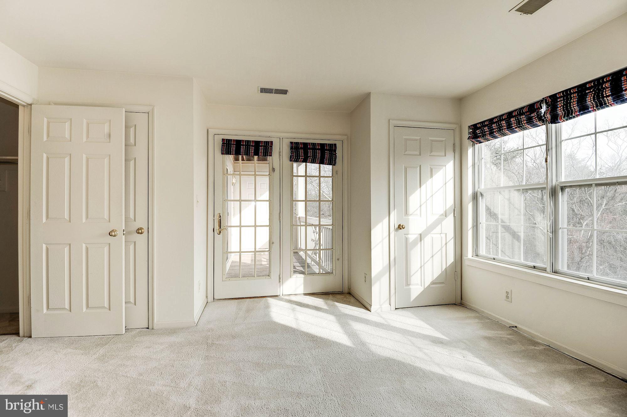 STRATFORD PLACE AT KINGS - Residential