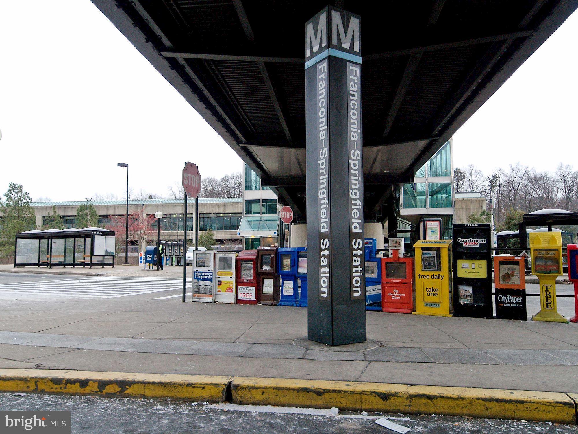 STRATFORD PLACE AT KINGS - Residential