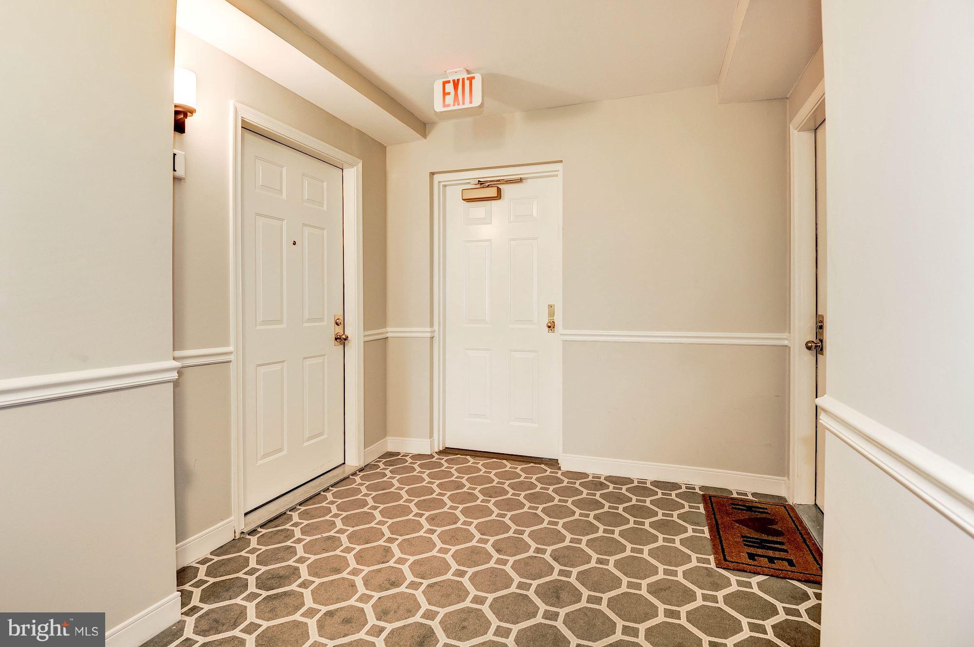 STRATFORD PLACE AT KINGS - Residential