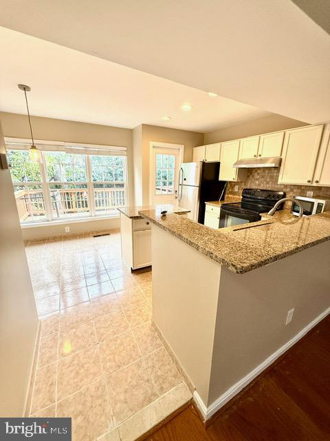 PROVIDENCE PARK - Residential