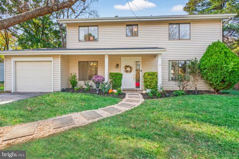 1534 YOUNGS POINT PLACE HERNDON VA 20170
