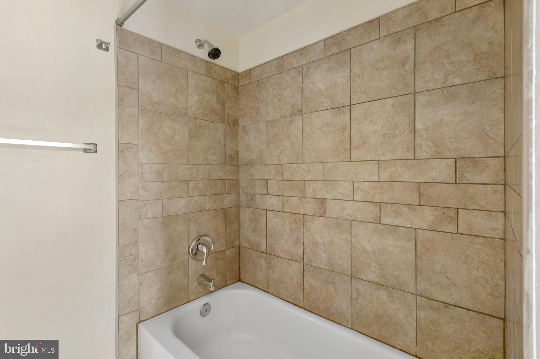 HOPKINS - Residential