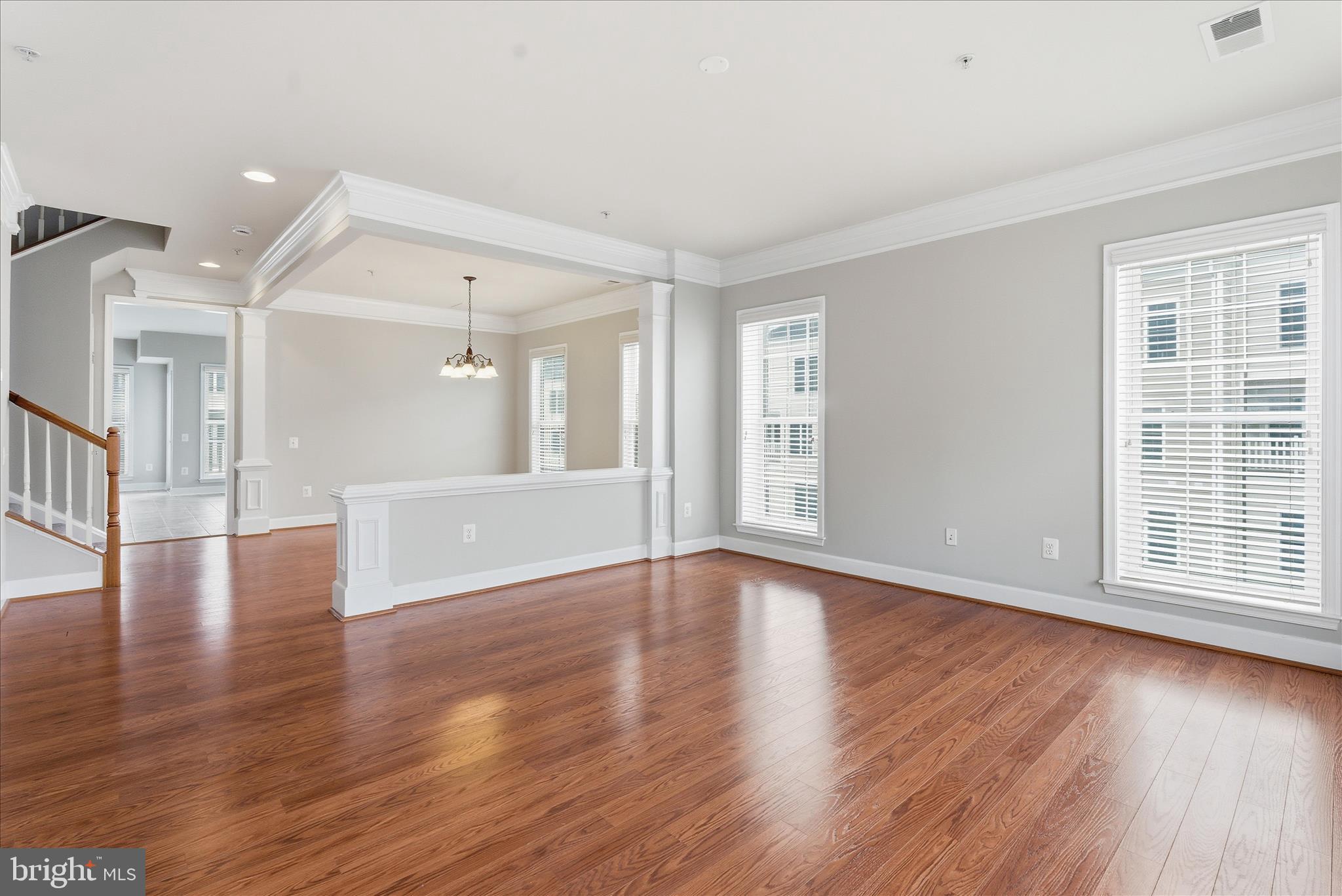 POTOMAC CLUB CONDOMINIUMS - Residential