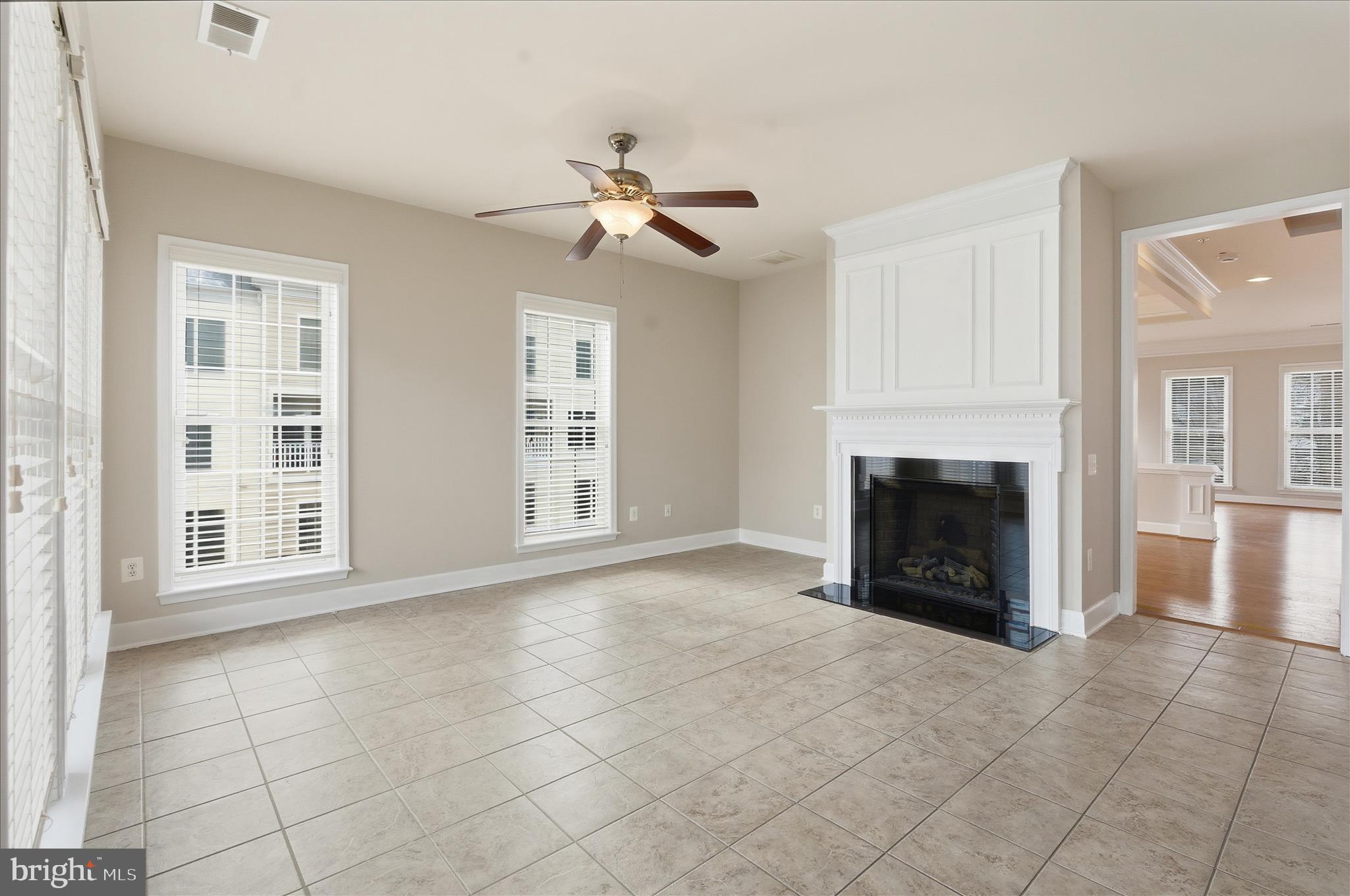 POTOMAC CLUB CONDOMINIUMS - Residential