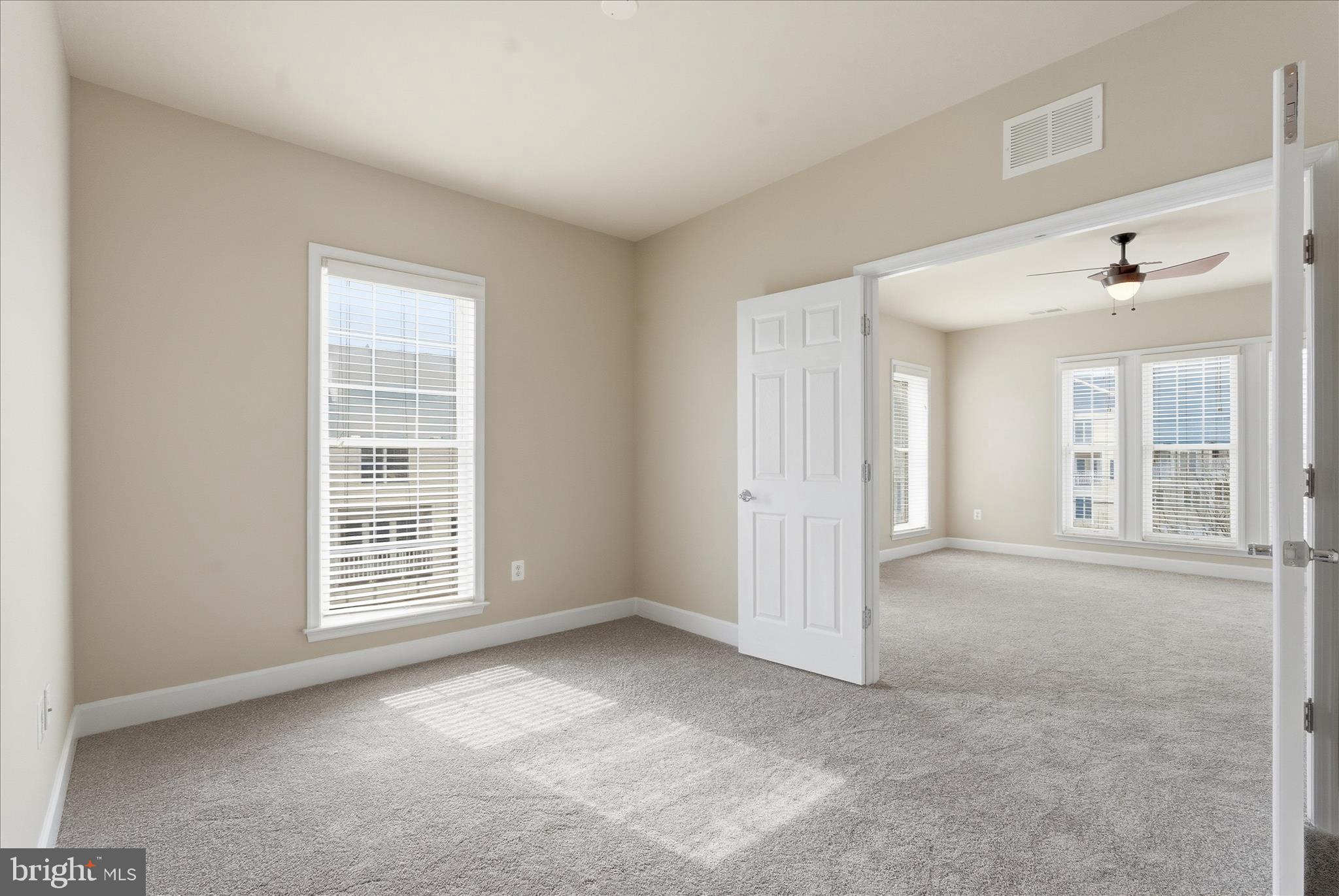 POTOMAC CLUB CONDOMINIUMS - Residential