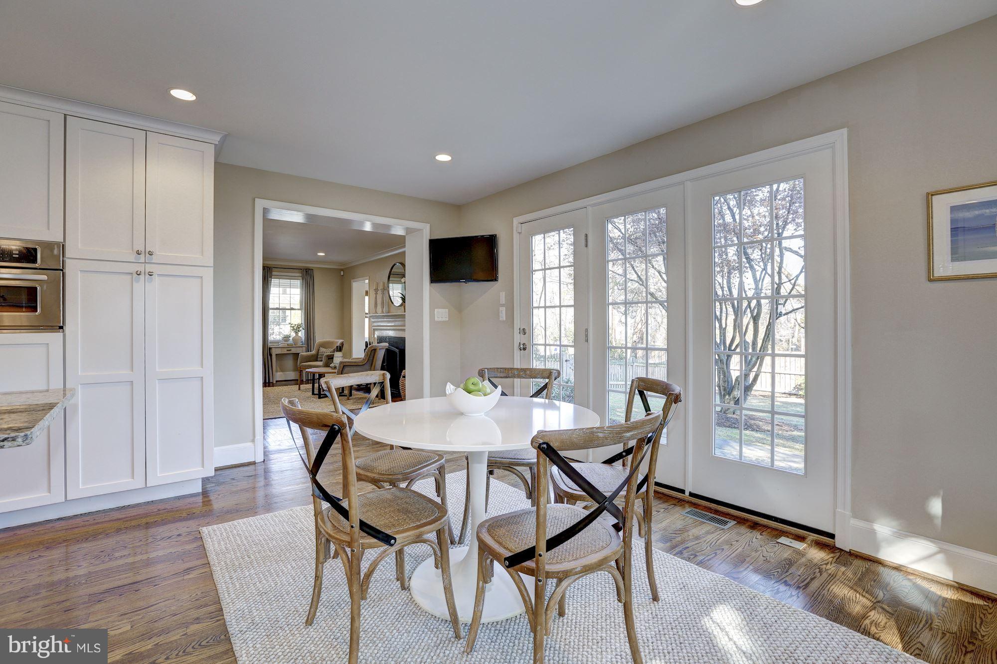 BRADLEY HILLS - Residential