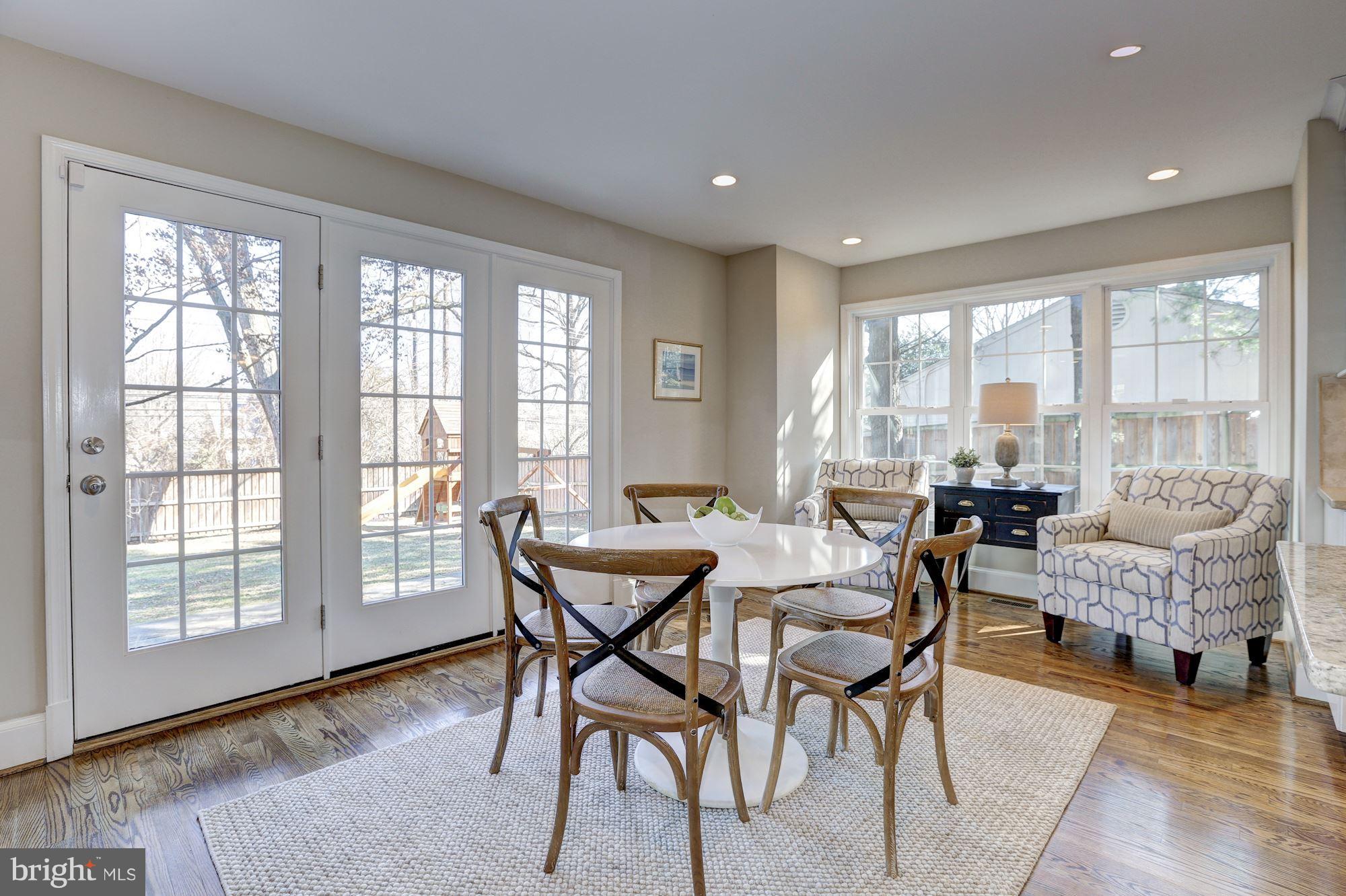 BRADLEY HILLS - Residential