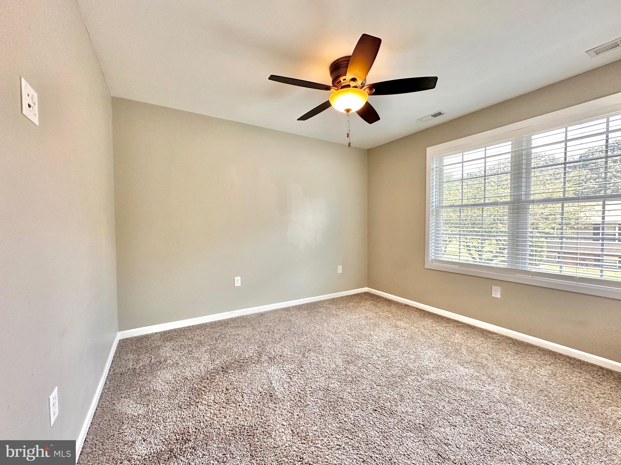 THOMPSON FARMS - Residential Lease