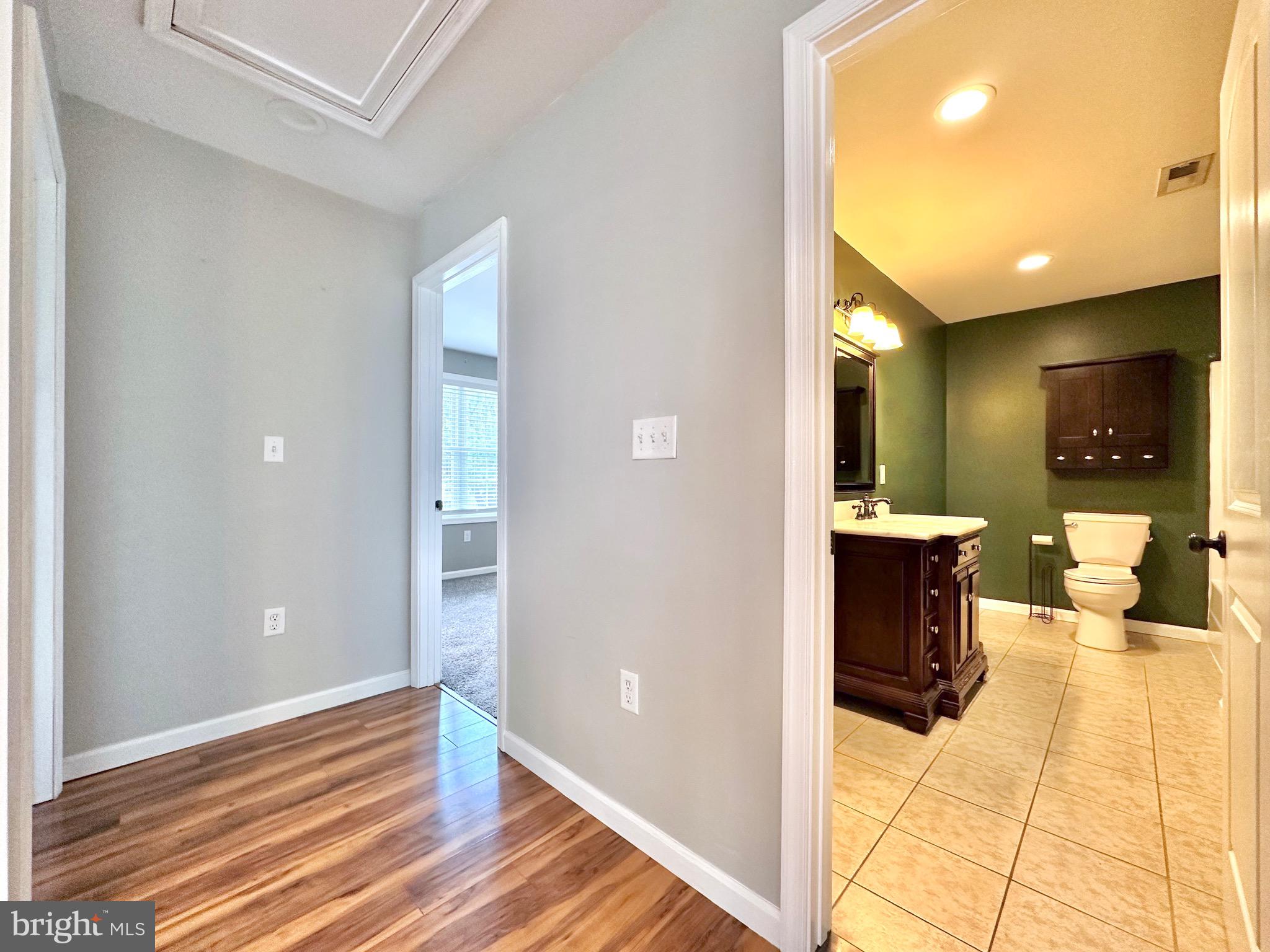 THOMPSON FARMS - Residential Lease