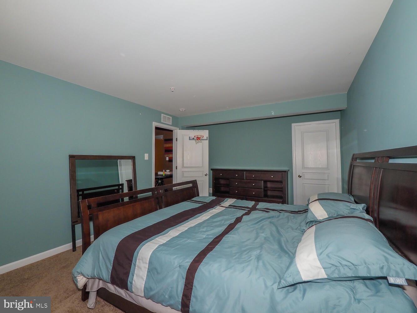 HOLLY RIDGE - Residential