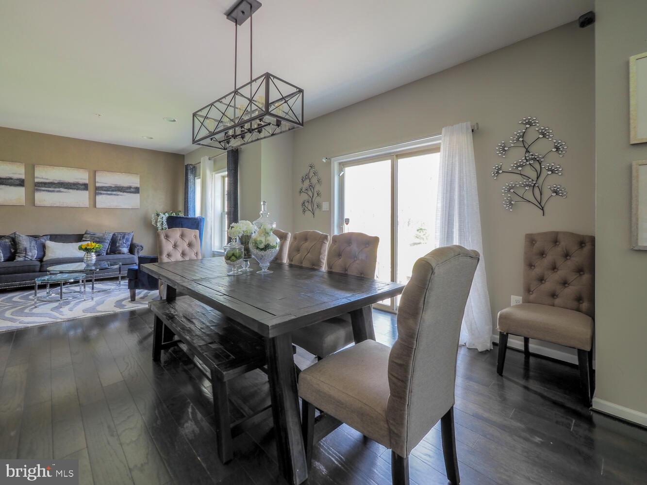 HOLLY RIDGE - Residential