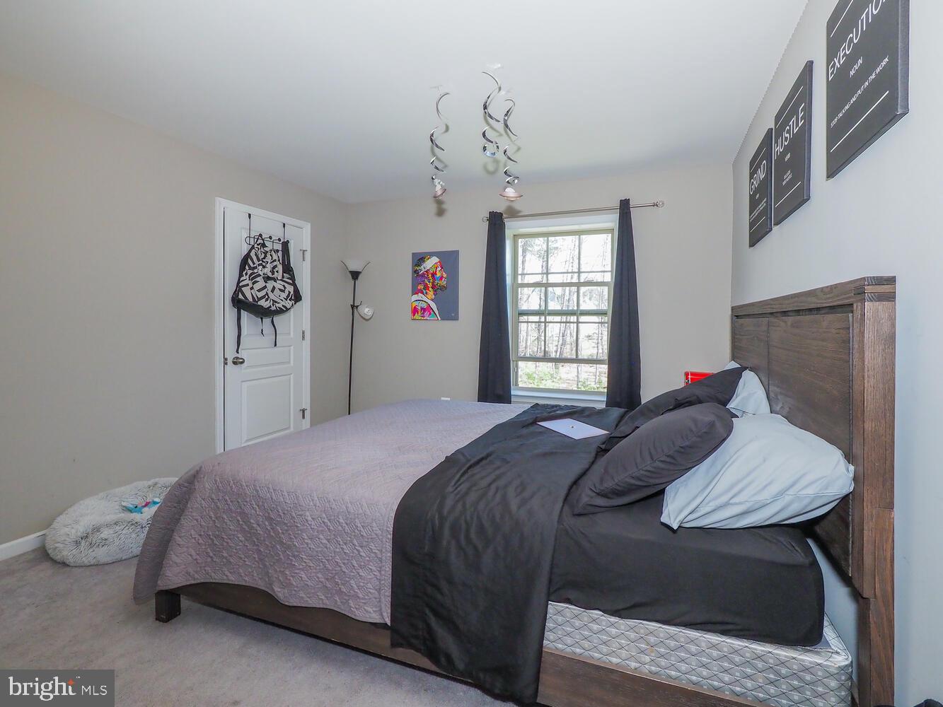 HOLLY RIDGE - Residential