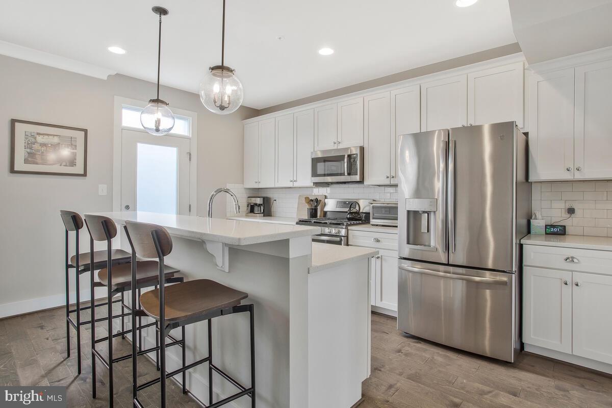 PRIMROSE HILL - Residential