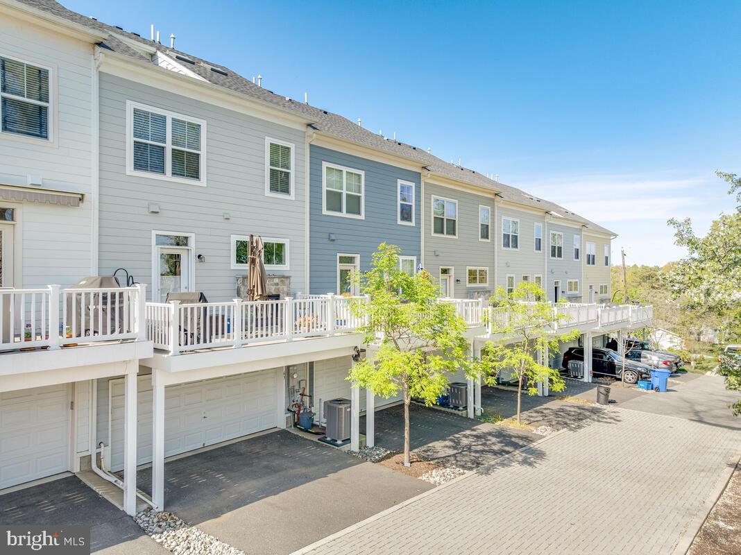 PRIMROSE HILL - Residential