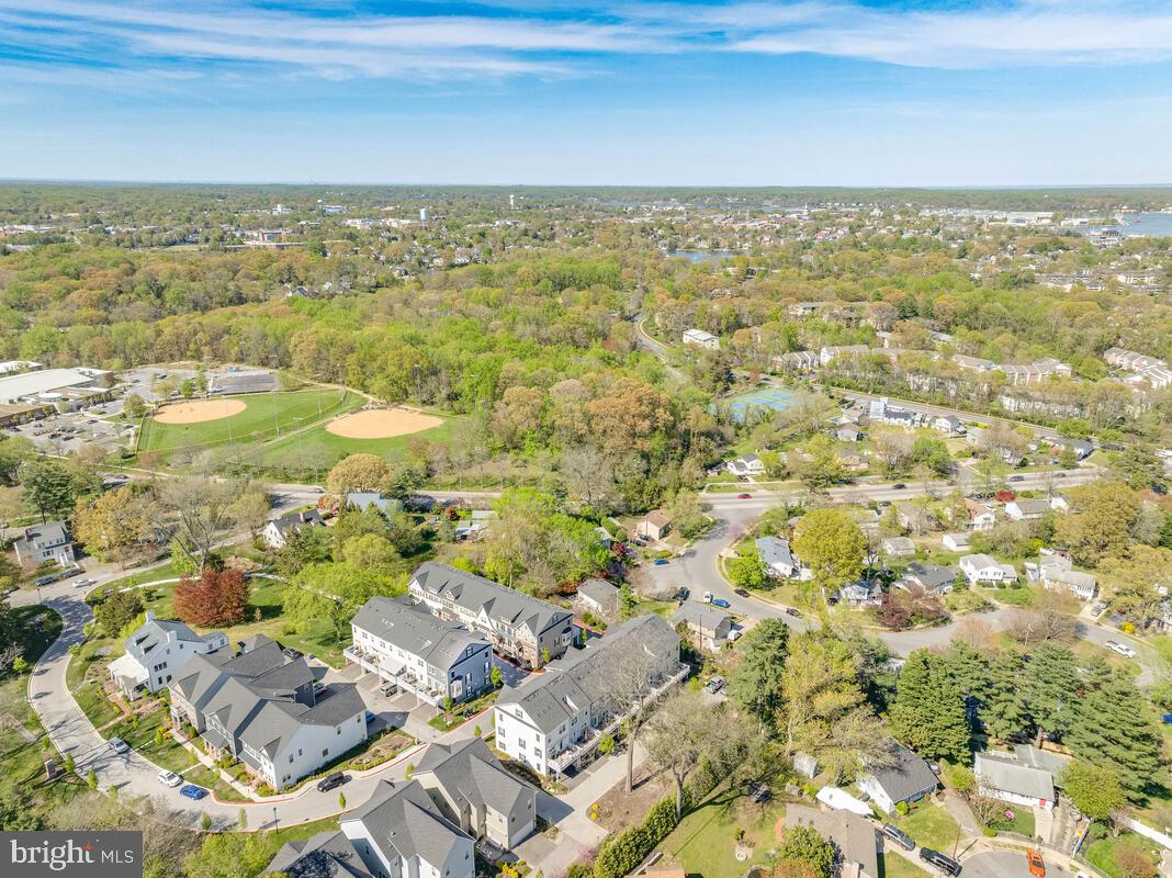 PRIMROSE HILL - Residential