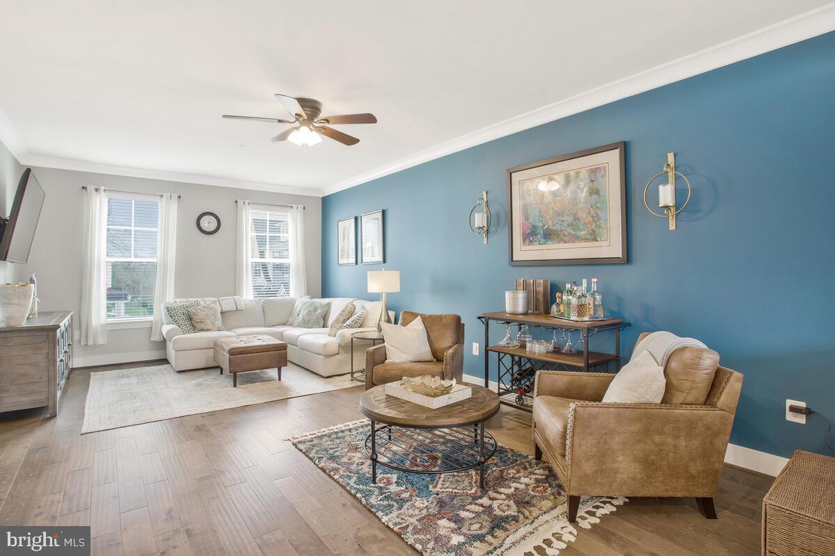 PRIMROSE HILL - Residential