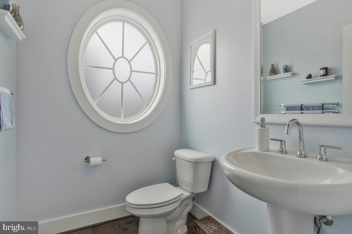 PRIMROSE HILL - Residential