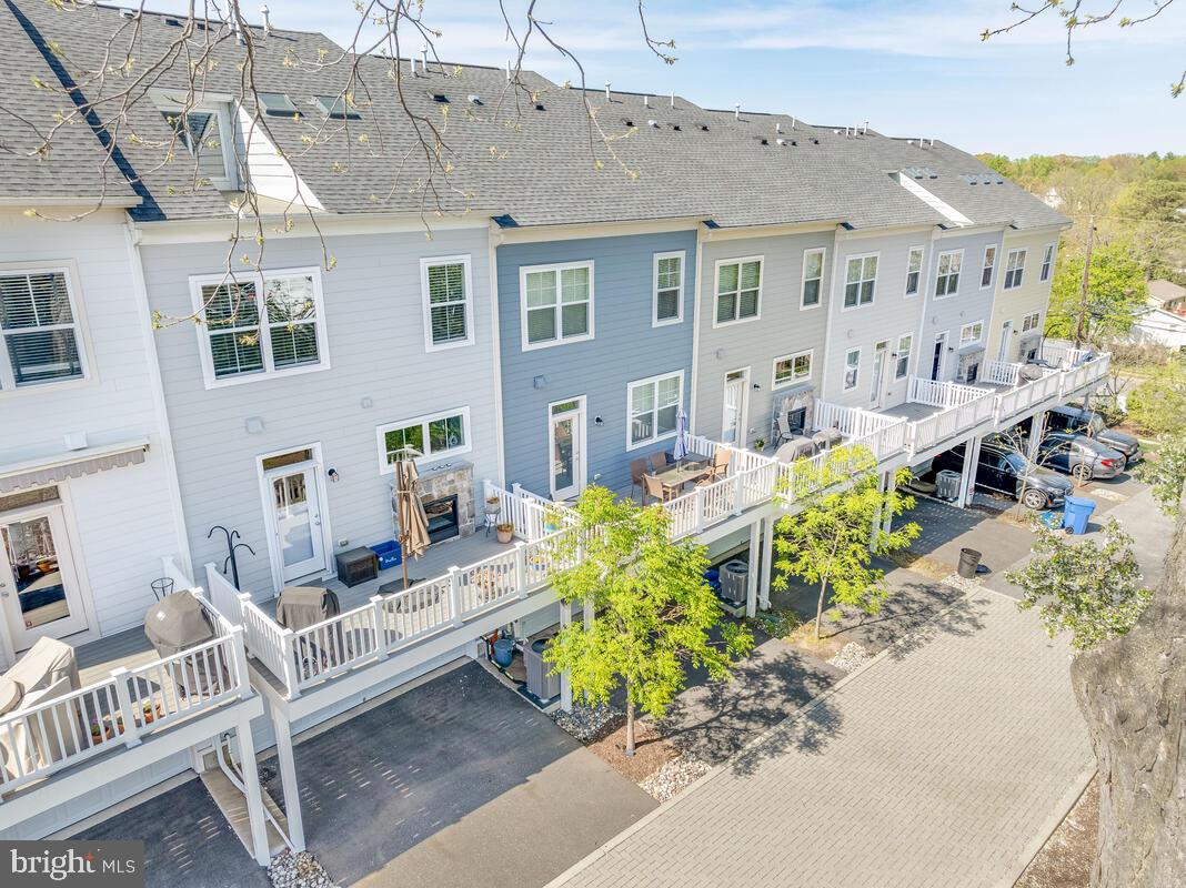 PRIMROSE HILL - Residential