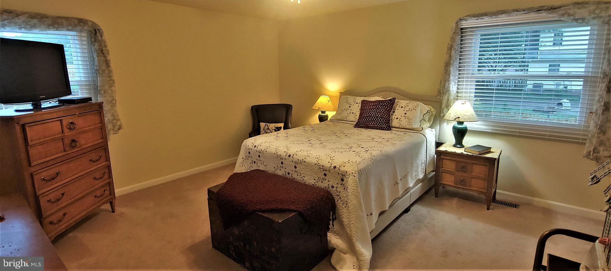 GRANTWOOD ACRES - Residential