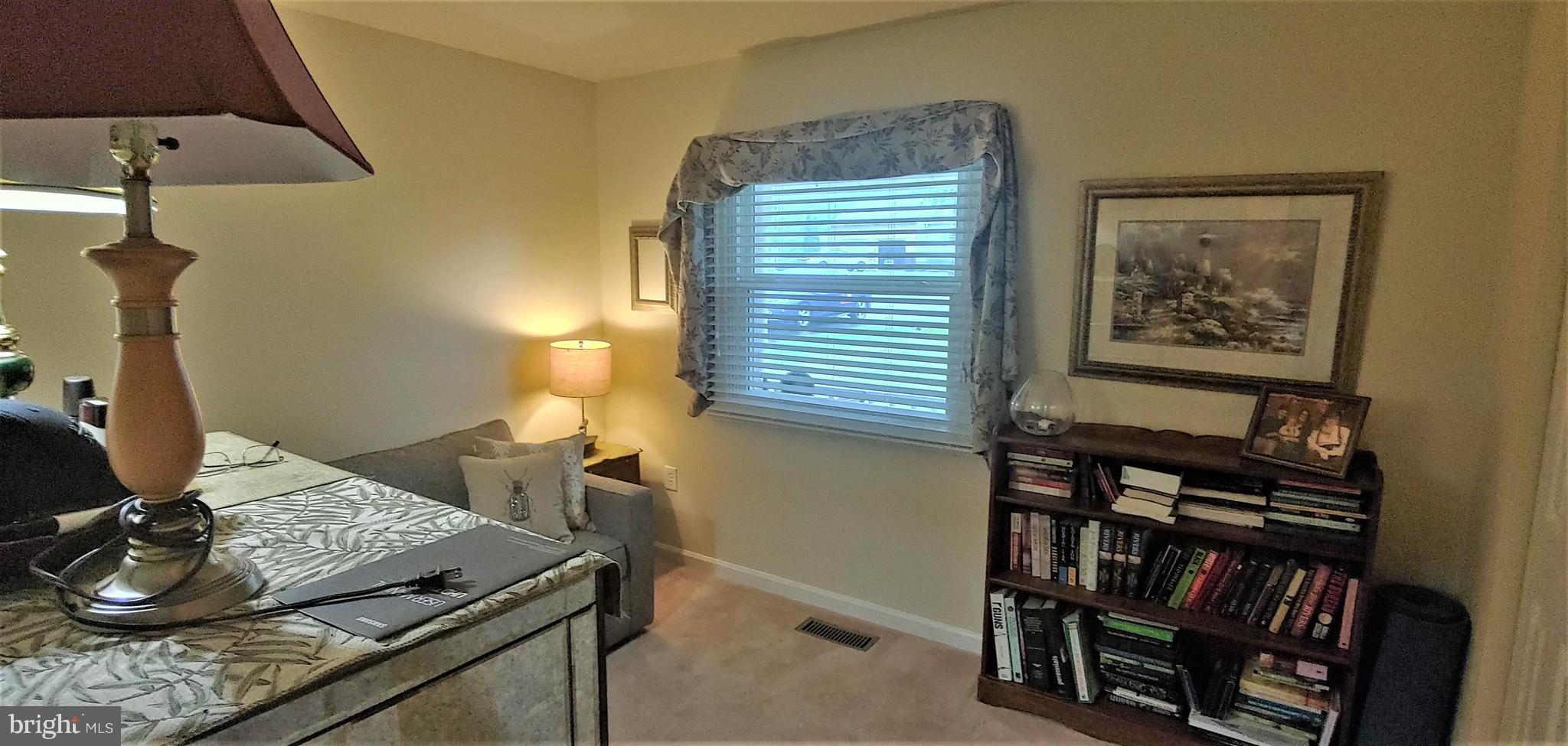 GRANTWOOD ACRES - Residential