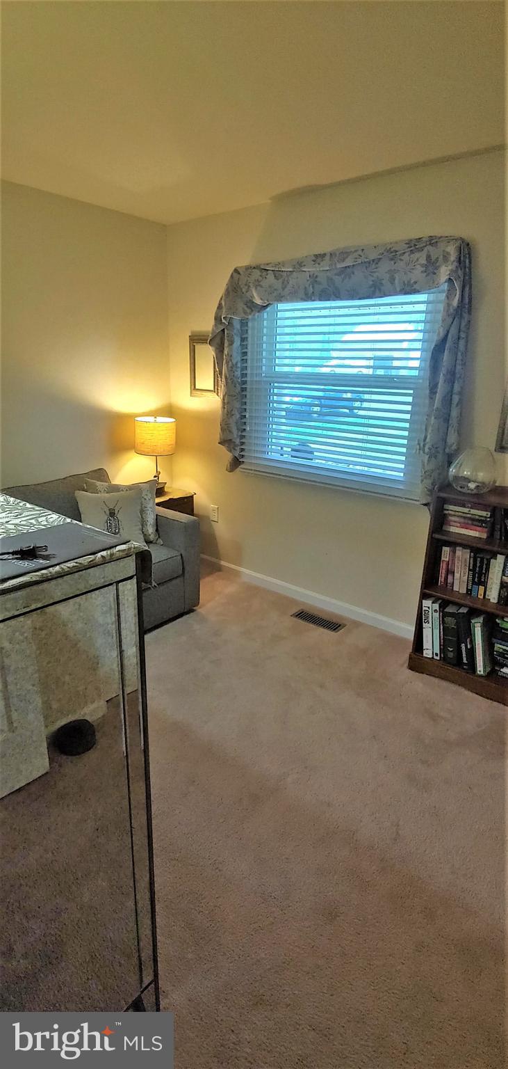 GRANTWOOD ACRES - Residential