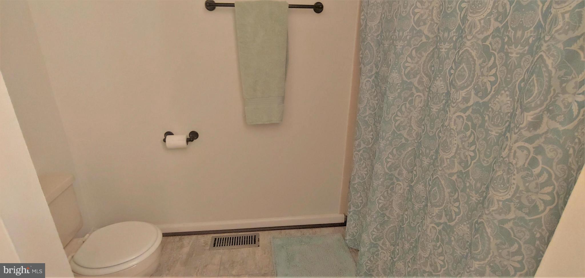 GRANTWOOD ACRES - Residential