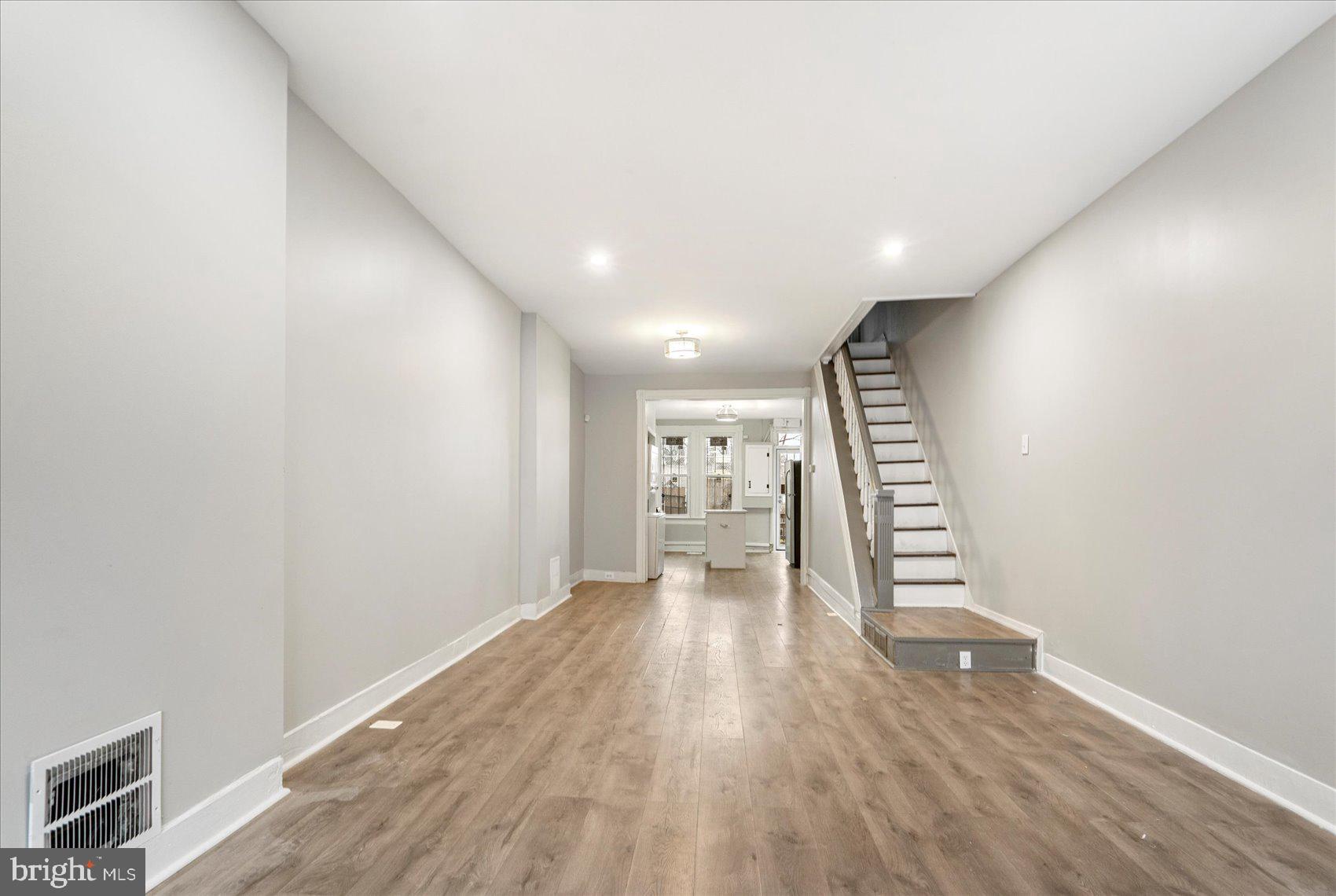 BROADWAY EAST - Residential