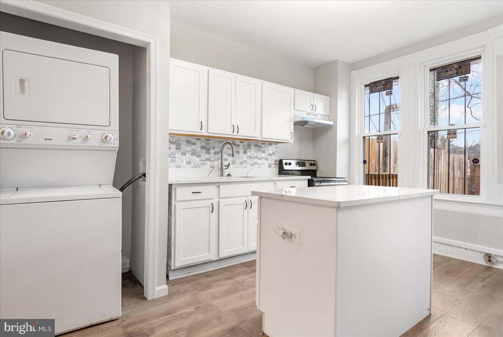 BROADWAY EAST - Residential