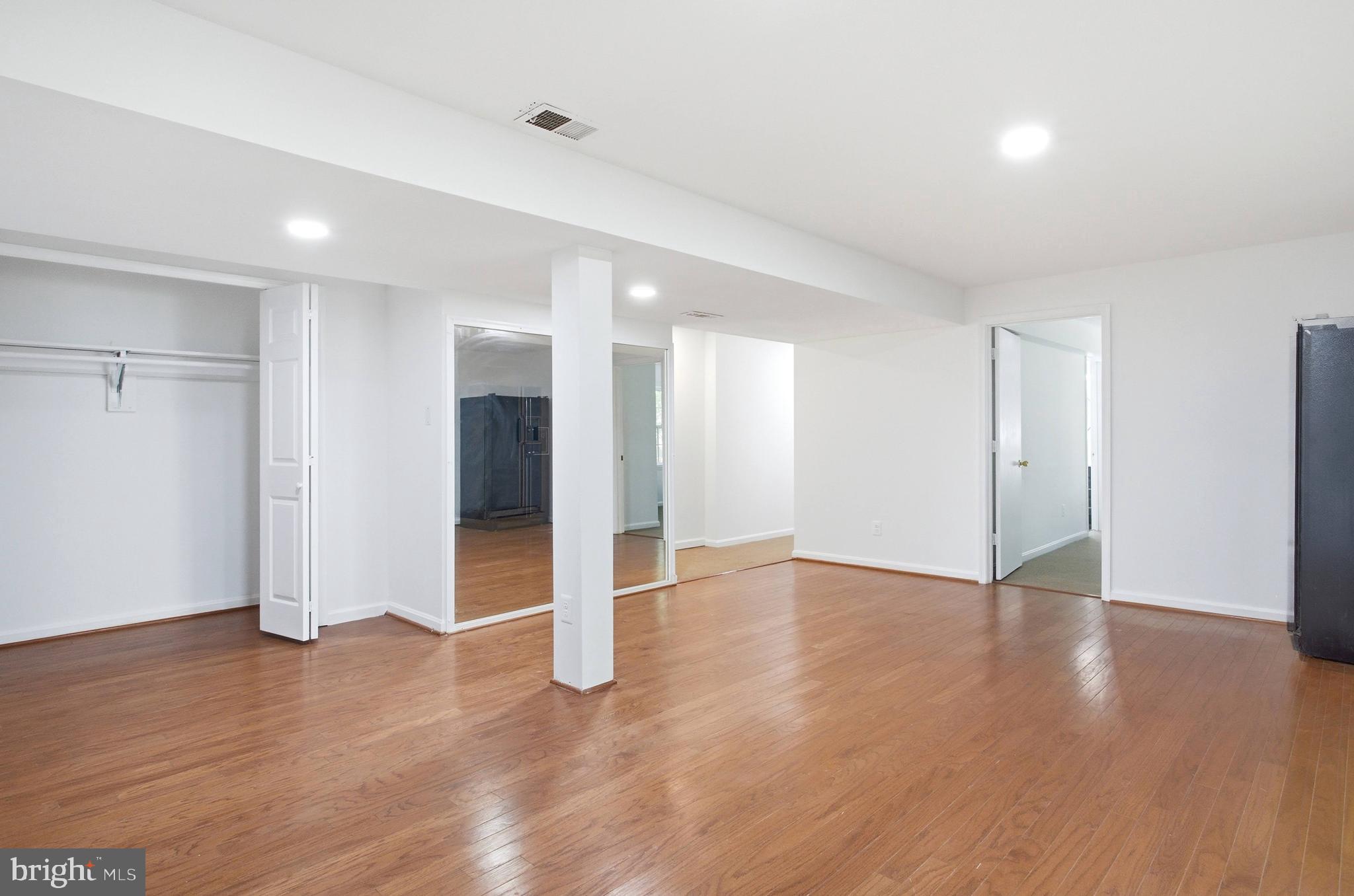 GLENWOOD MANOR - Residential