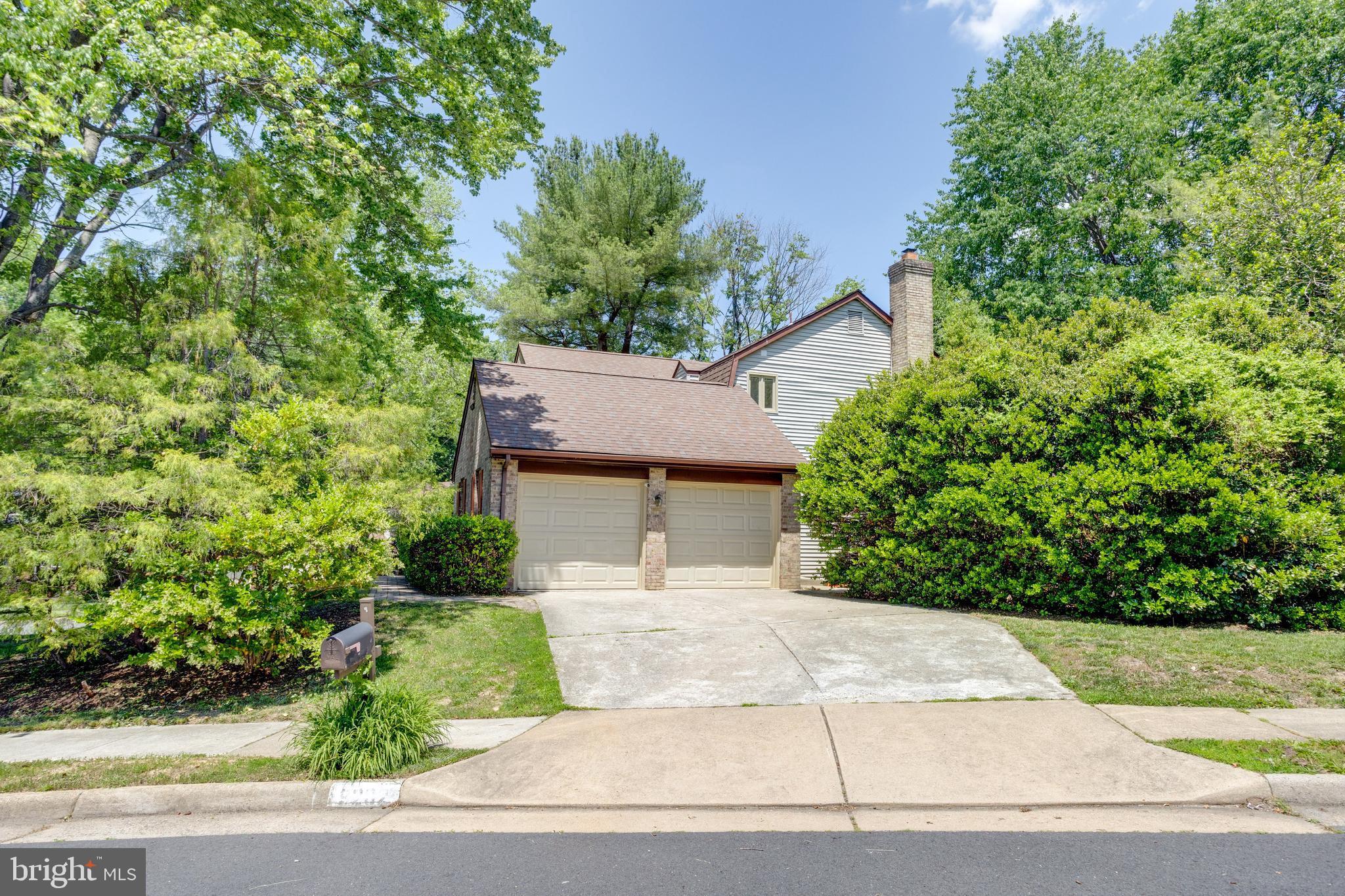 9202 DOROTHY LANE