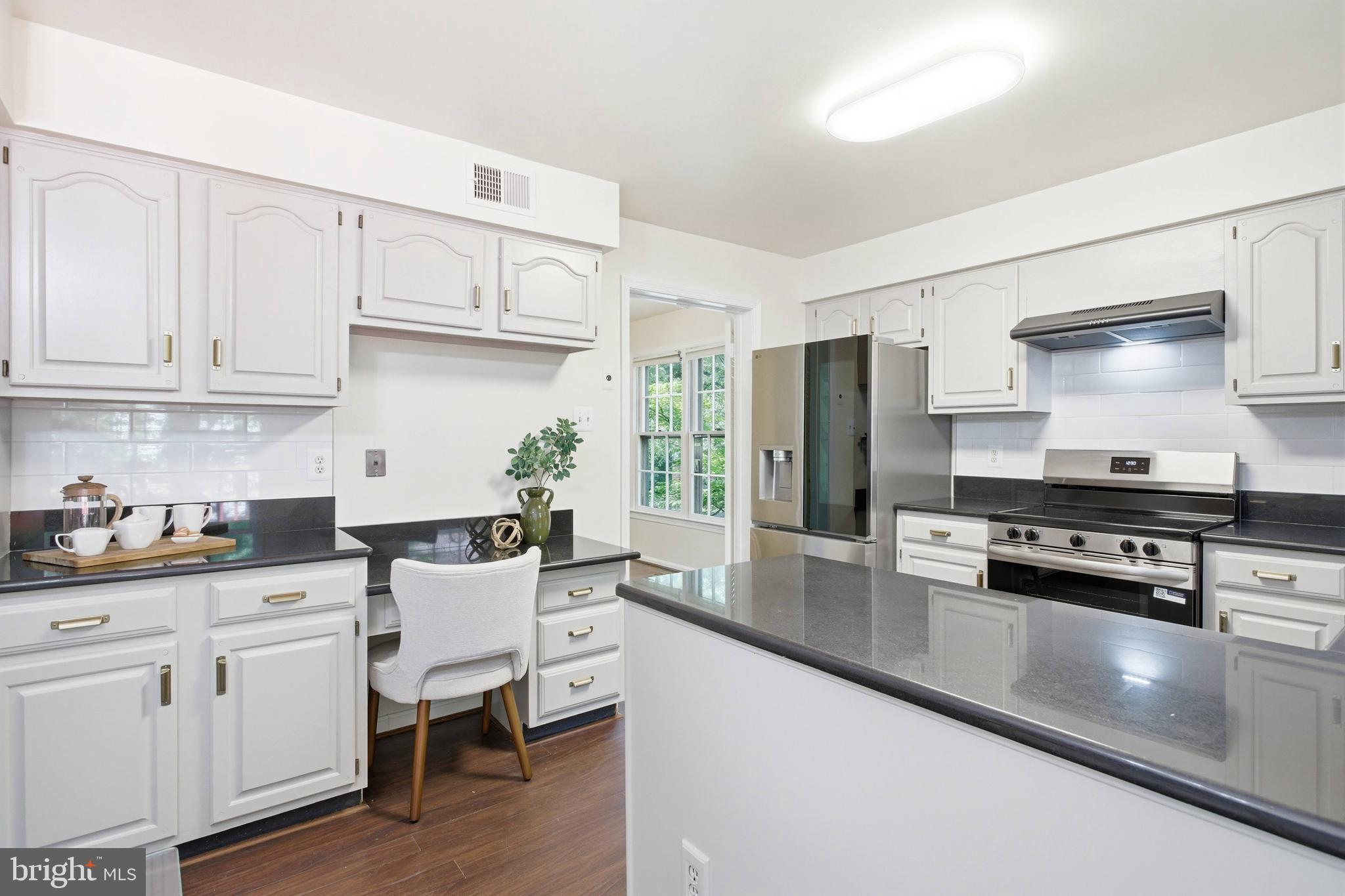 GLENWOOD MANOR - Residential