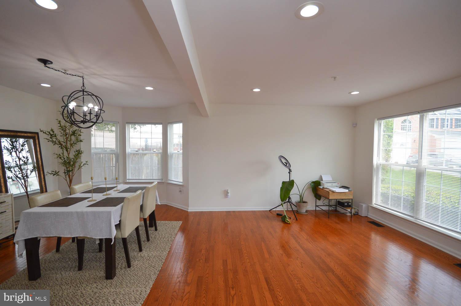 COVINGTON - Residential