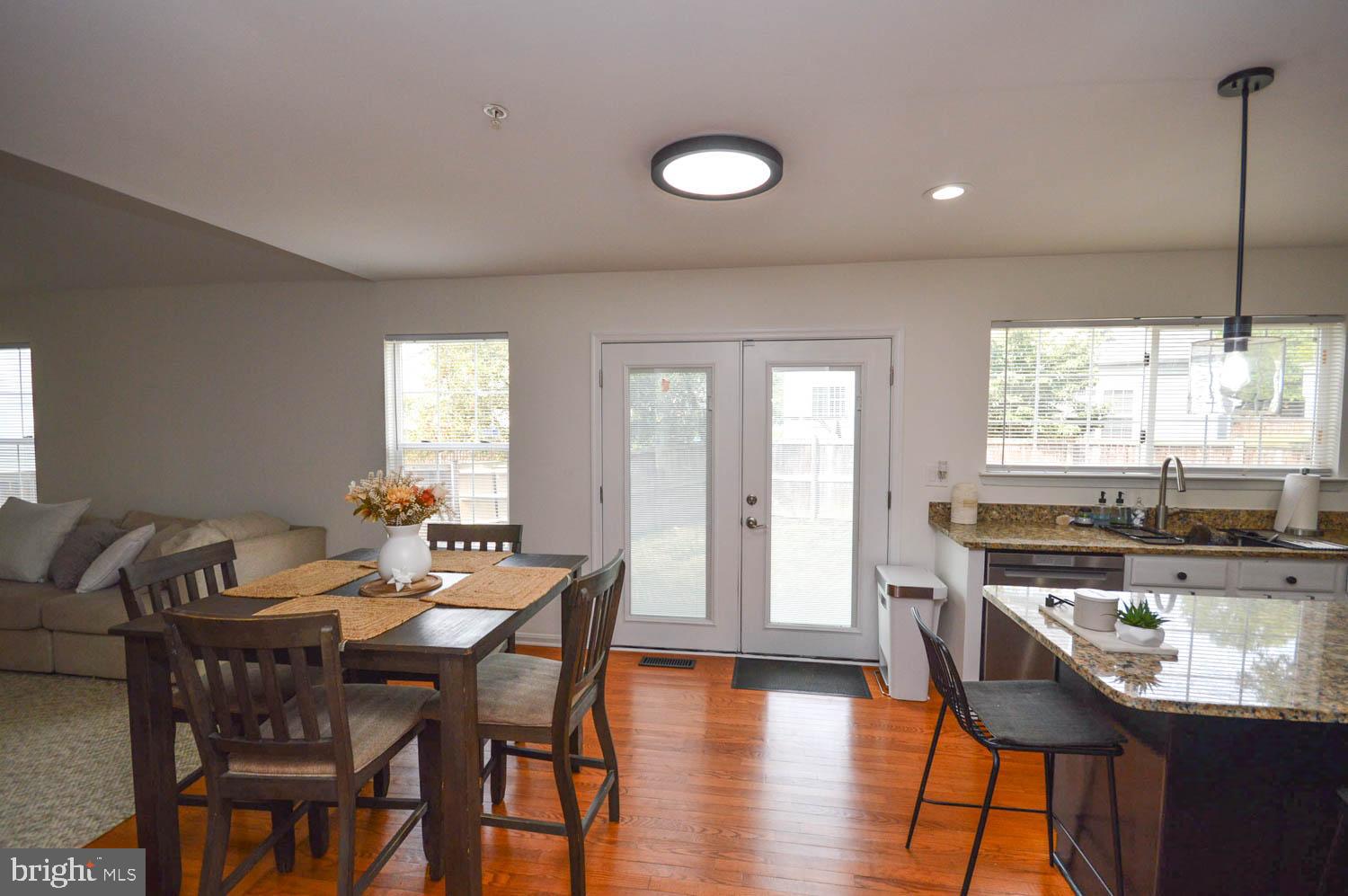 COVINGTON - Residential