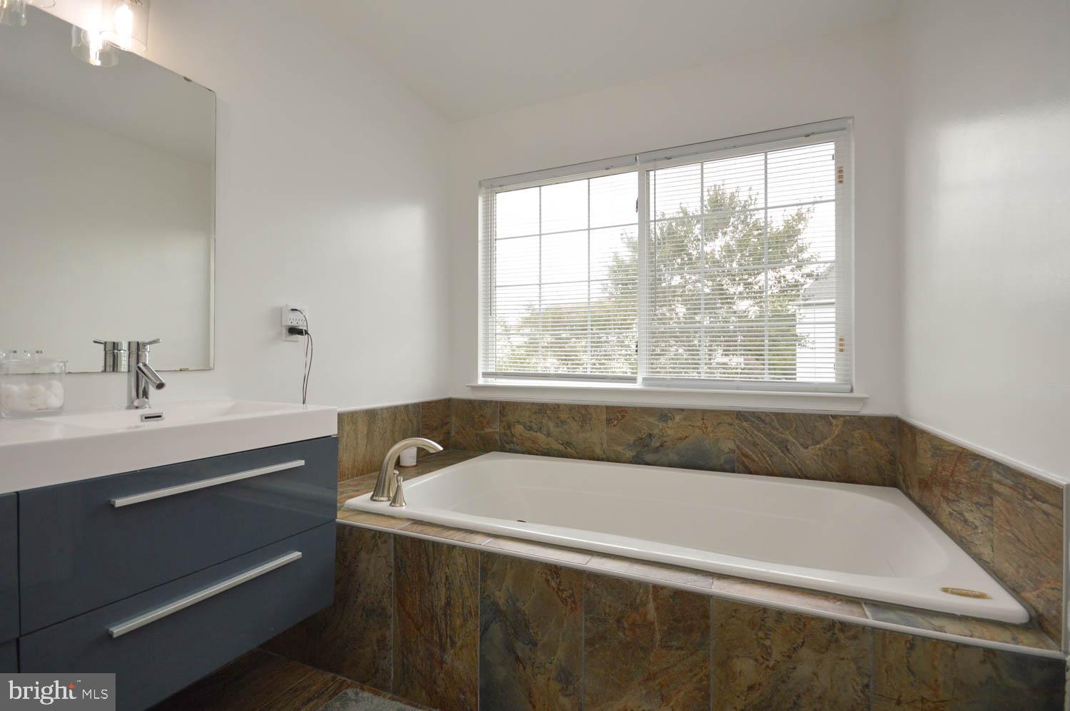 COVINGTON - Residential