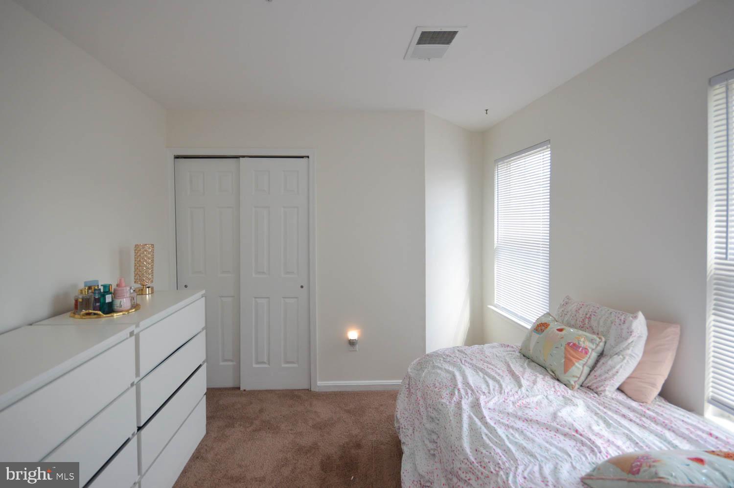 COVINGTON - Residential