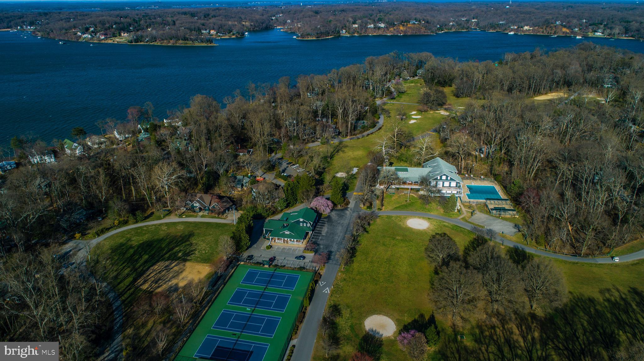 SHERWOOD FOREST - Residential