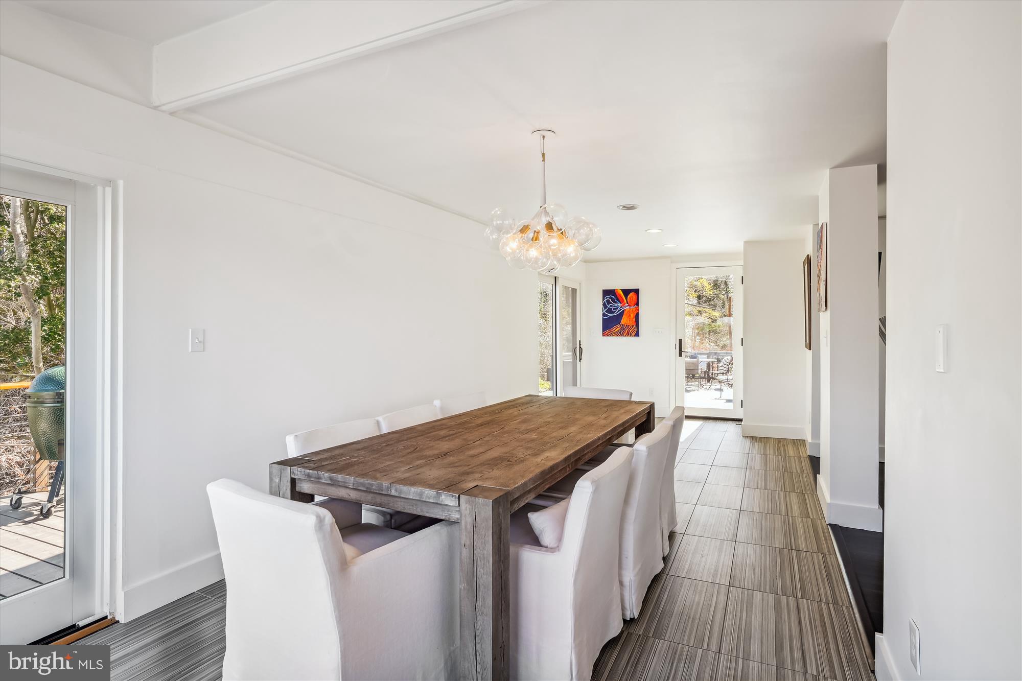 SHERWOOD FOREST - Residential