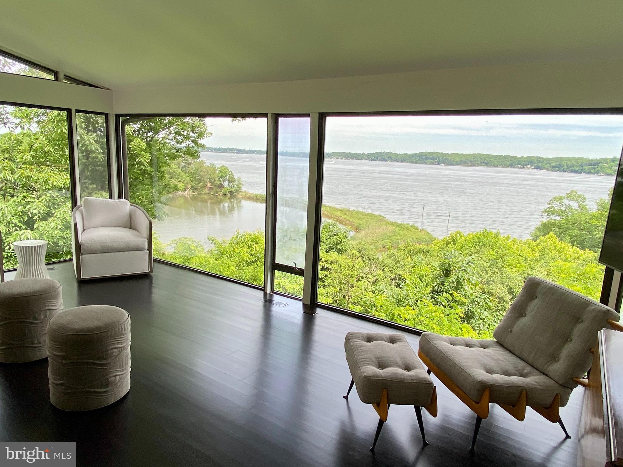 SHERWOOD FOREST - Residential