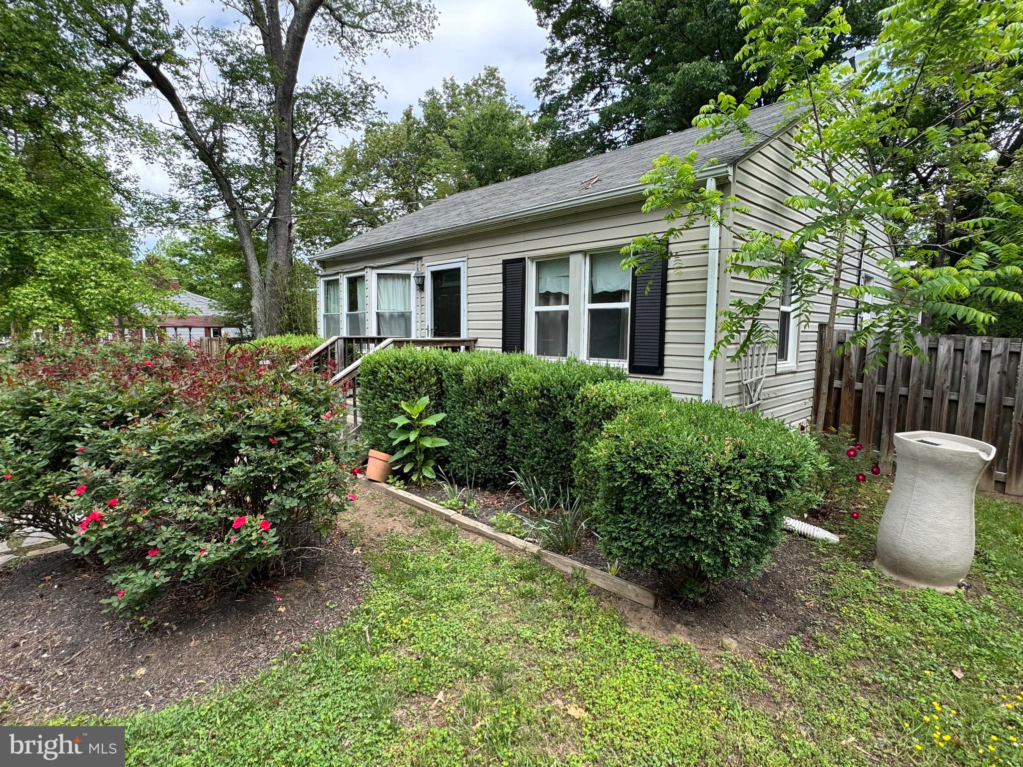 CHESTER PARK - Residential Lease