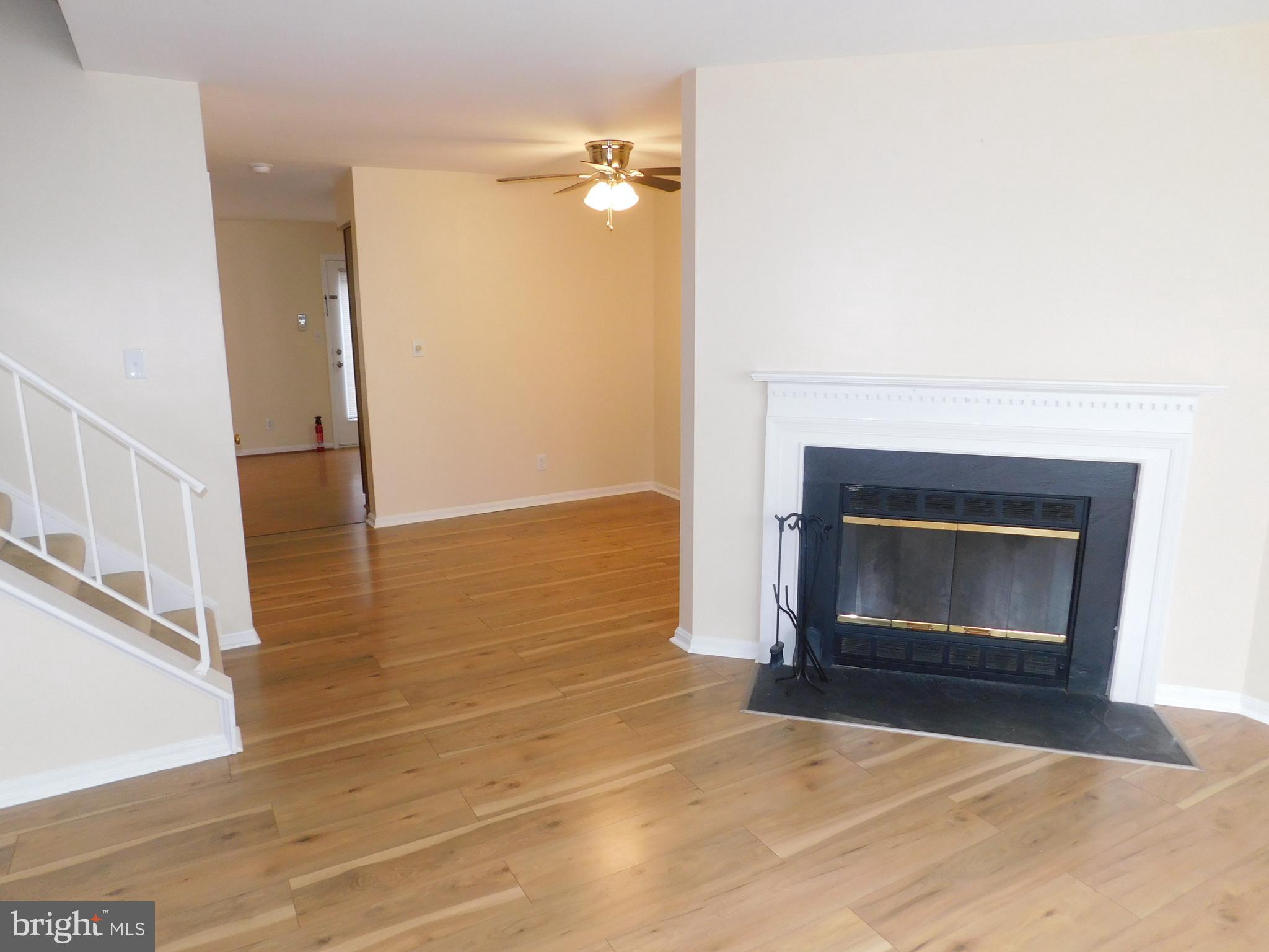 FAIRVIEW COMMONS - Residential Lease