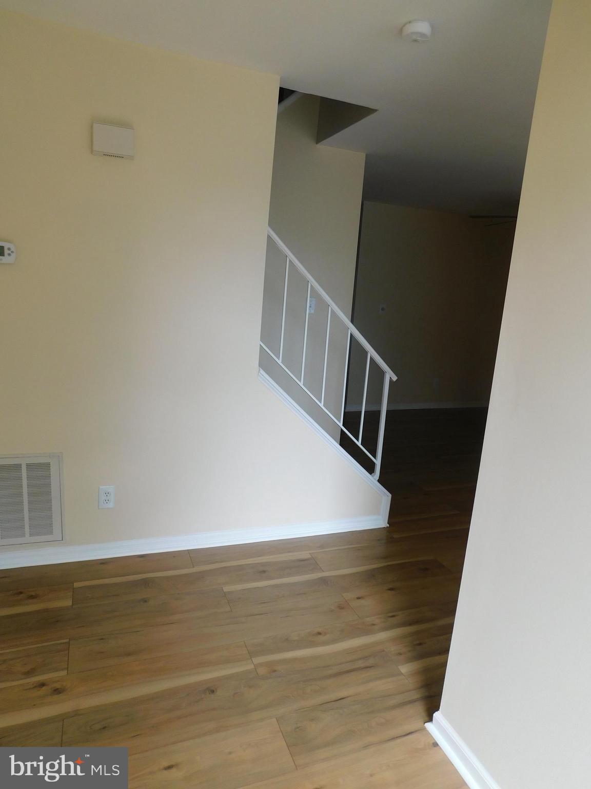 FAIRVIEW COMMONS - Residential Lease