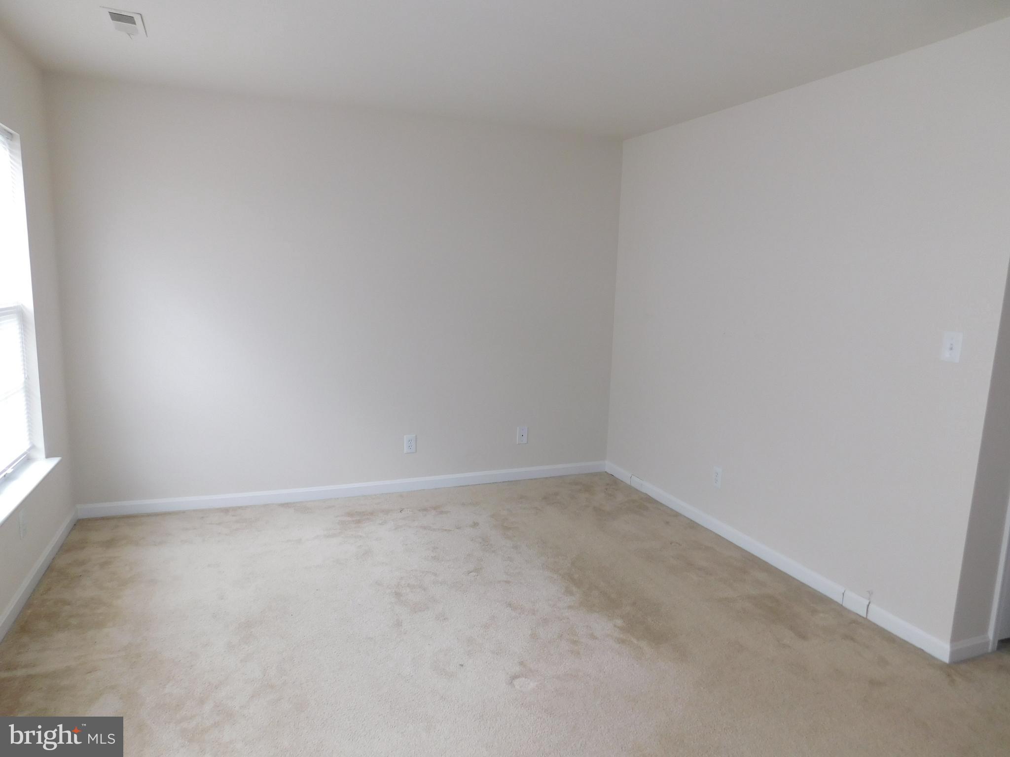 FAIRVIEW COMMONS - Residential Lease